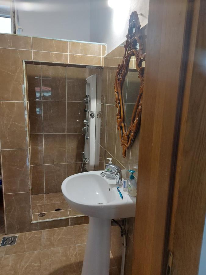 Cataleya Apart Home Oradea Eksteriør billede